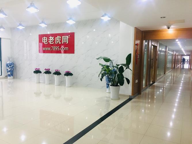 工業(yè)互聯(lián)網(wǎng)技術(shù)研發(fā)與網(wǎng)絡(luò)技術(shù)服務(wù)的創(chuàng)新融合